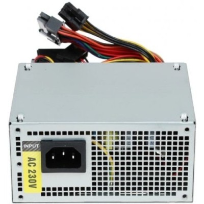 Блок питания Foxconn 300W FX-300S SFX PSU, APFC, 80FAN, 3xSATA, 1xPATA, 24+4, PCI-E Блок питания Foxconn 300W FX-300S SFX PSU, APFC, 80FAN, 3xSATA, 1xPATA, 24+4, PCI-E