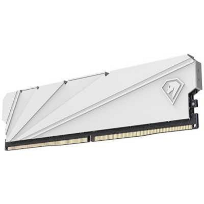 Модуль памяти DDR4 Netac Shadow II 16GB 3200MHz CL16 1.35V / NTSSD4P32SP-16W / White / with radiator Модуль памяти DDR4 Netac Shadow II 16GB 3200MHz CL16 1.35V / NTSSD4P32SP-16W / White / with radiator